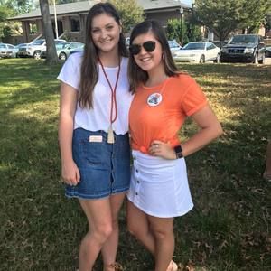 Meet your Posher, Caroline